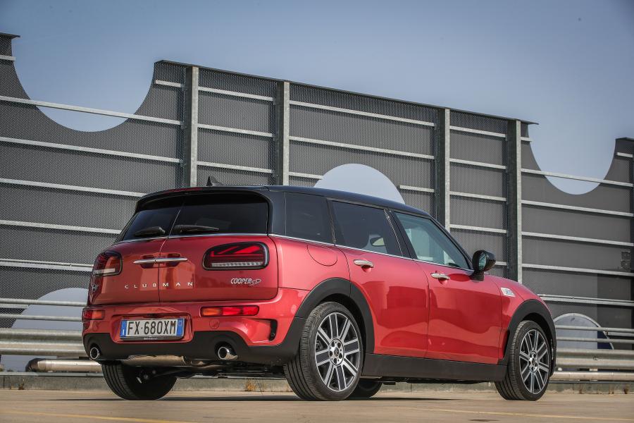  Mini Cooper SD Clubman (F54) 2019 года  (WW) (фото 15 из 42)